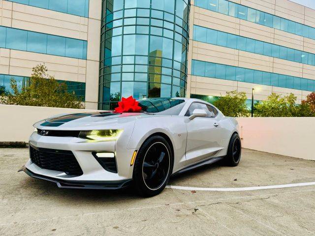 2016 Chevrolet Camaro 2SS RWD photo