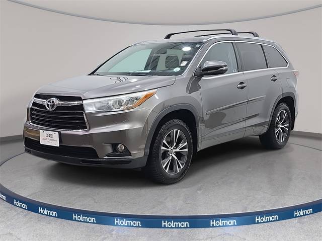2016 Toyota Highlander XLE AWD photo