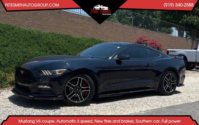 2016 Ford Mustang V6 RWD photo