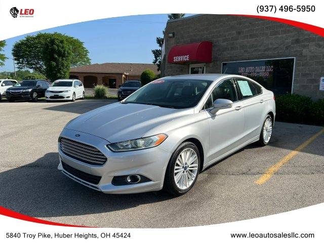 2016 Ford Fusion SE FWD photo