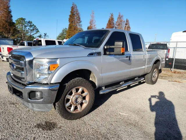 2016 Ford F-250 Super Duty Lariat 4WD photo