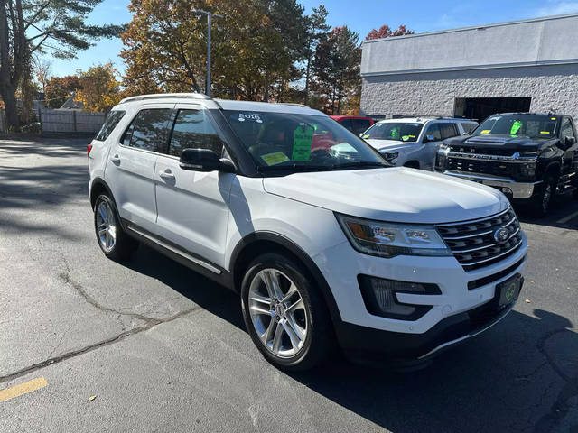 2016 Ford Explorer XLT 4WD photo