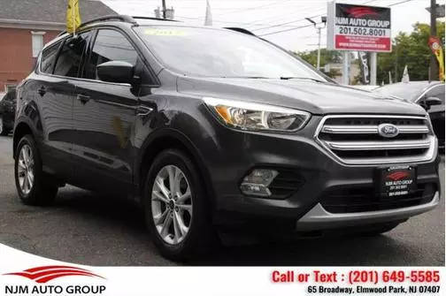 2017 Ford Escape SE 4WD photo