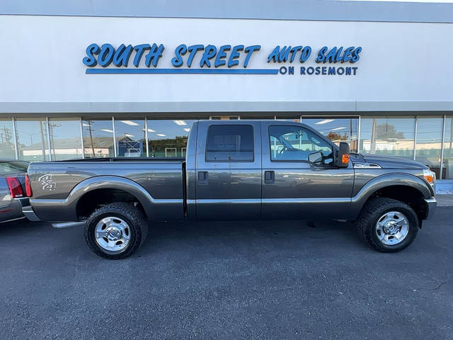 2016 Ford F-250 Super Duty XLT 4WD photo