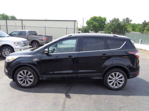 2017 Ford Escape Titanium FWD photo