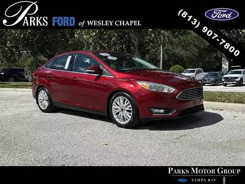 2016 Ford Focus Titanium FWD photo