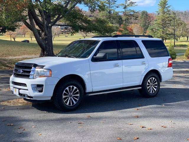 2016 Ford Expedition XLT 4WD photo