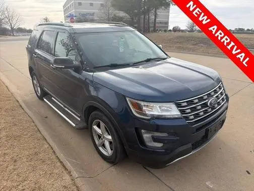 2016 Ford Explorer XLT 4WD photo