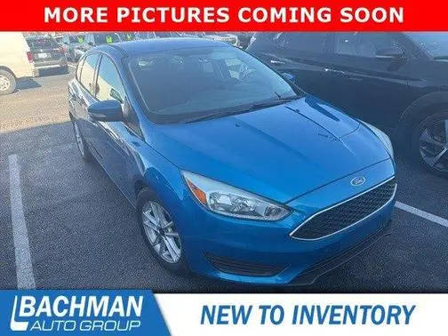 2016 Ford Focus SE FWD photo