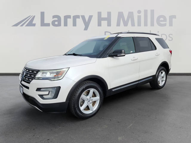 2016 Ford Explorer XLT 4WD photo