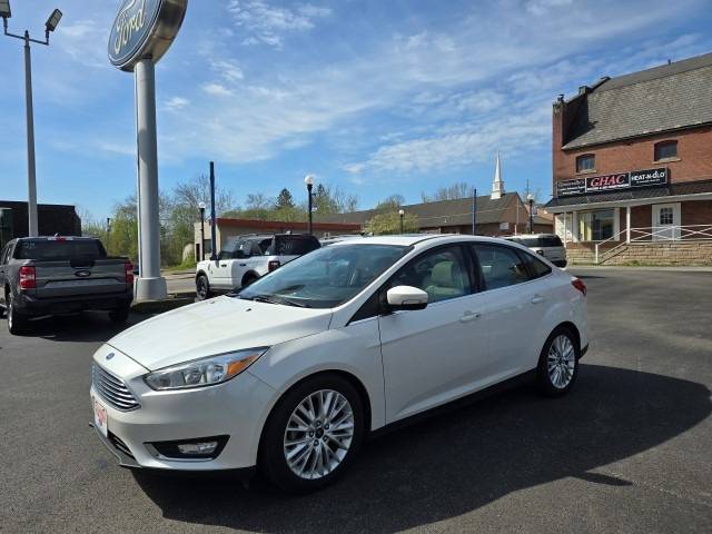 2016 Ford Focus Titanium FWD photo
