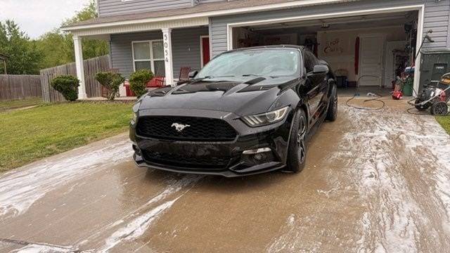 2016 Ford Mustang EcoBoost Premium RWD photo