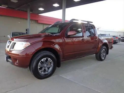 2016 Nissan Frontier PRO-4X 4WD photo