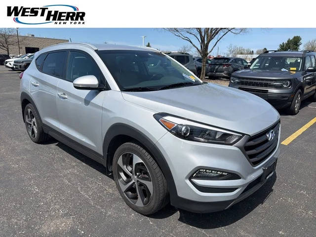 2016 Hyundai Tucson Sport AWD photo