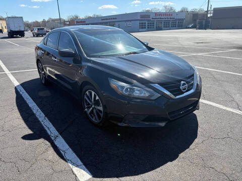 2016 Nissan Altima 2.5 SR FWD photo