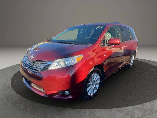 2016 Toyota Sienna XLE AWD photo
