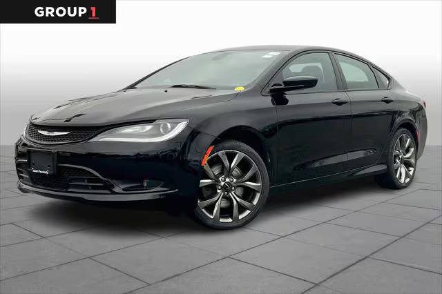 2016 Chrysler 200 S FWD photo