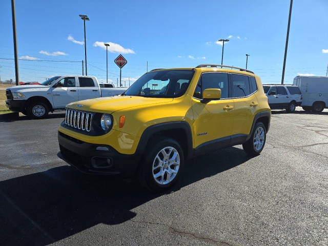 2016 Jeep Renegade Latitude 4WD photo