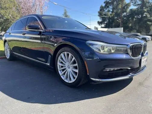 2016 BMW 7 Series 740i RWD photo