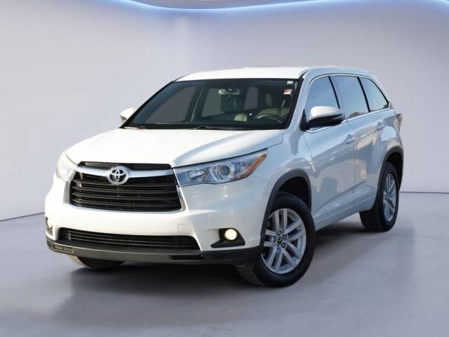 2016 Toyota Highlander LE FWD photo