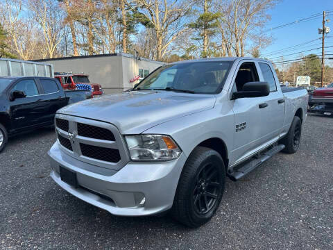 2016 Ram 1500 Express 4WD photo