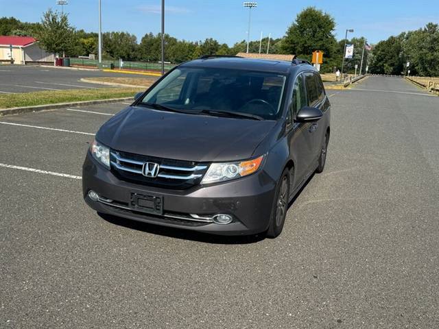 2016 Honda Odyssey Touring Elite FWD photo