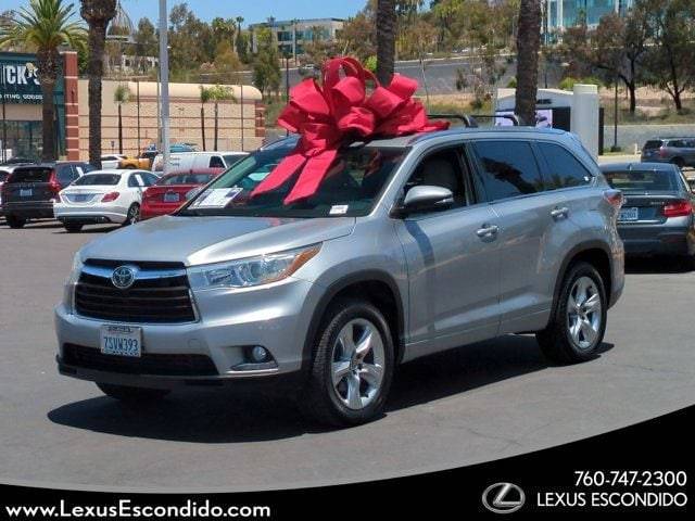 2016 Toyota Highlander Limited Platinum FWD photo