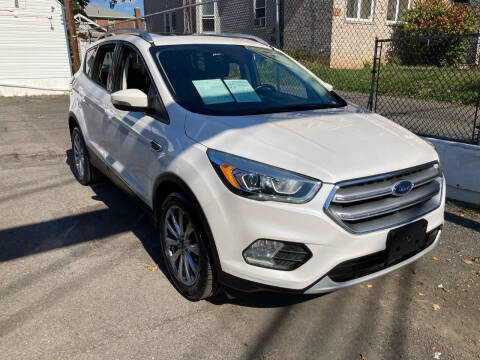 2017 Ford Escape Titanium 4WD photo