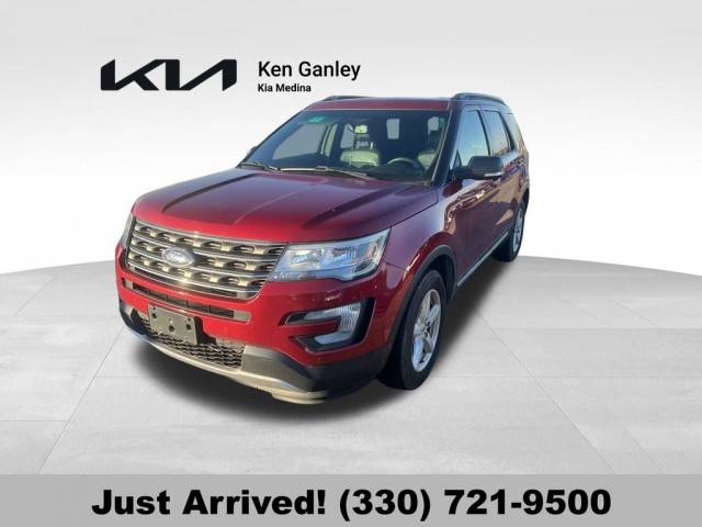 2016 Ford Explorer XLT 4WD photo