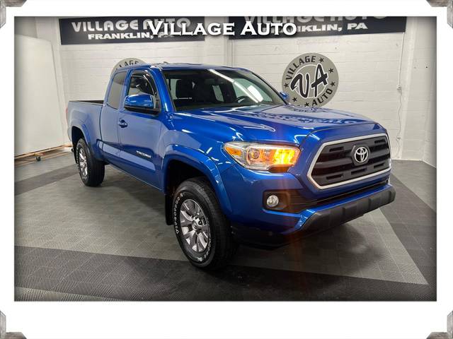 2016 Toyota Tacoma SR5 4WD photo