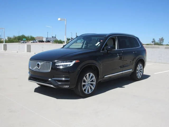 2016 Volvo XC90 T6 Inscription AWD photo