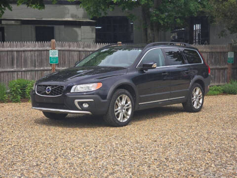 2016 Volvo XC70 T5 Platinum AWD photo