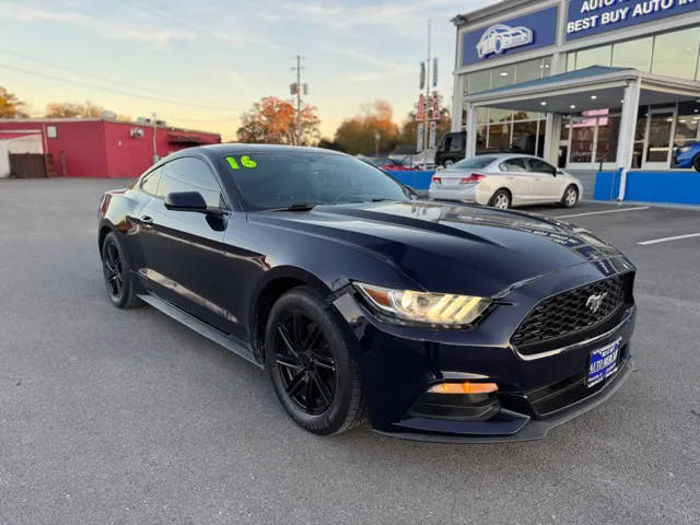 2016 Ford Mustang V6 RWD photo