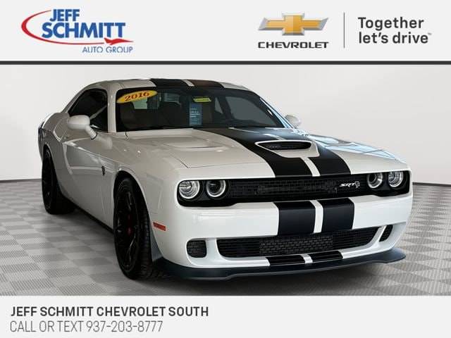 2016 Dodge Challenger SRT Hellcat RWD photo