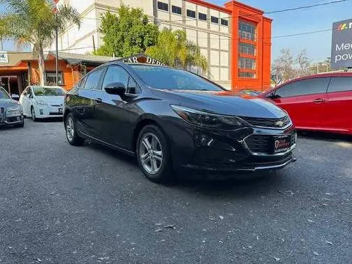 2016 Chevrolet Cruze LT FWD photo