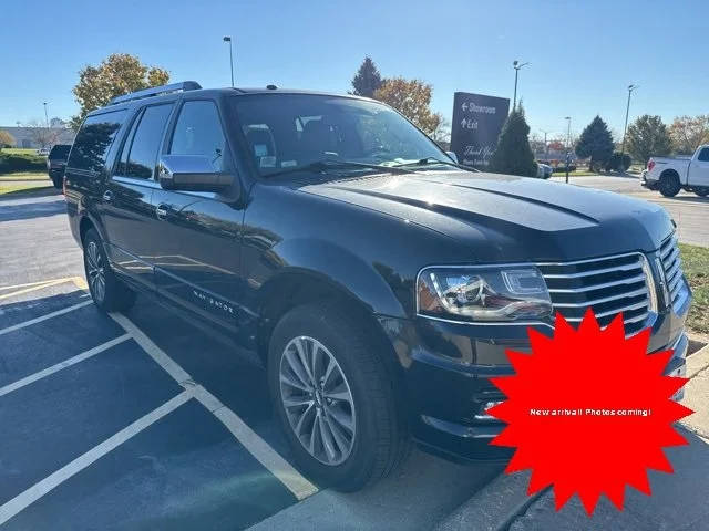 2016 Lincoln Navigator L Select 4WD photo