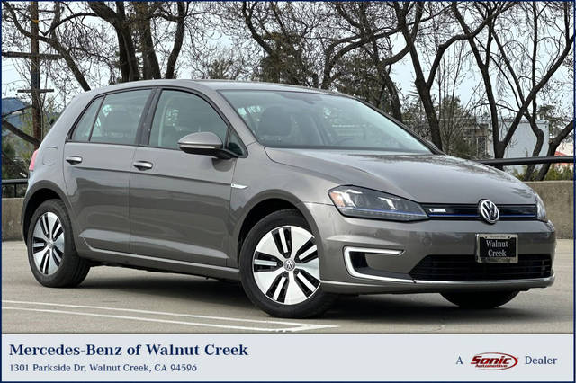 2016 Volkswagen e-Golf SEL Premium FWD photo