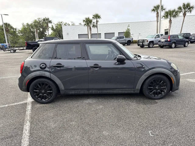 2016 MINI Hardtop 4 Door S FWD photo