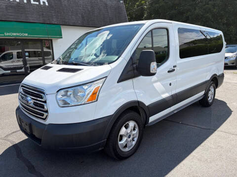 2016 Ford Transit Passenger Wagon XLT RWD photo
