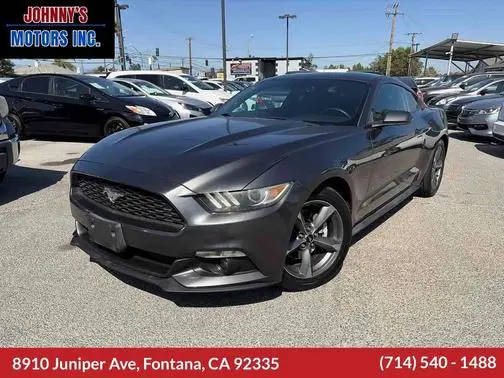 2016 Ford Mustang V6 RWD photo