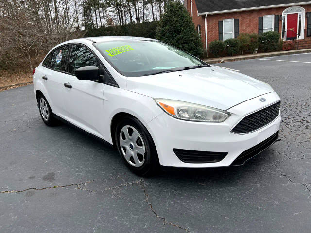 2016 Ford Focus S FWD photo