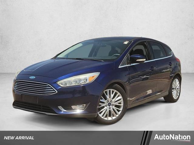 2016 Ford Focus Titanium FWD photo