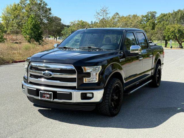 2016 Ford F-150 LARIAT RWD photo