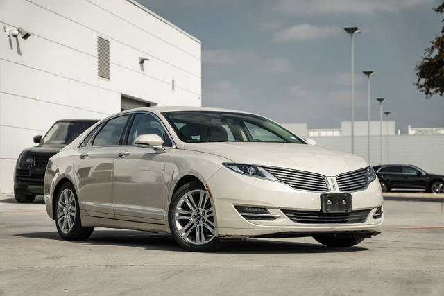 2016 Lincoln MKZ Hybrid FWD photo