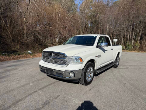 2016 Ram 1500 Laramie 4WD photo