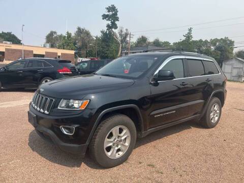 2016 Jeep Grand Cherokee Laredo 4WD photo