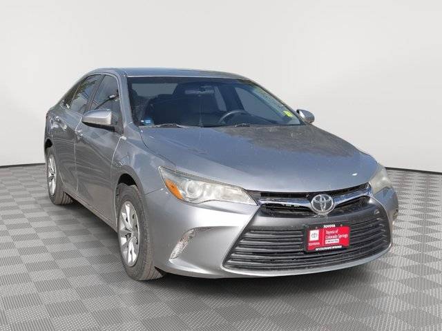 2016 Toyota Camry LE FWD photo