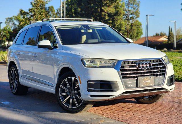 2017 Audi Q7 Prestige AWD photo