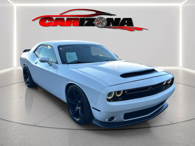 2016 Dodge Challenger R/T RWD photo