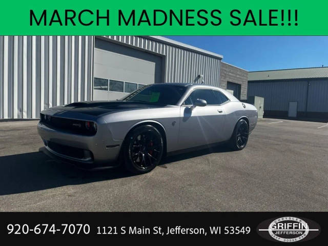 2016 Dodge Challenger SRT Hellcat RWD photo